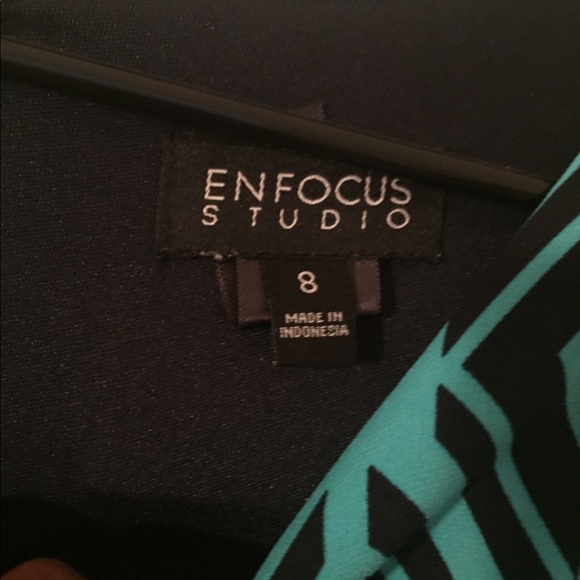 Dress - Picture 3 of 4